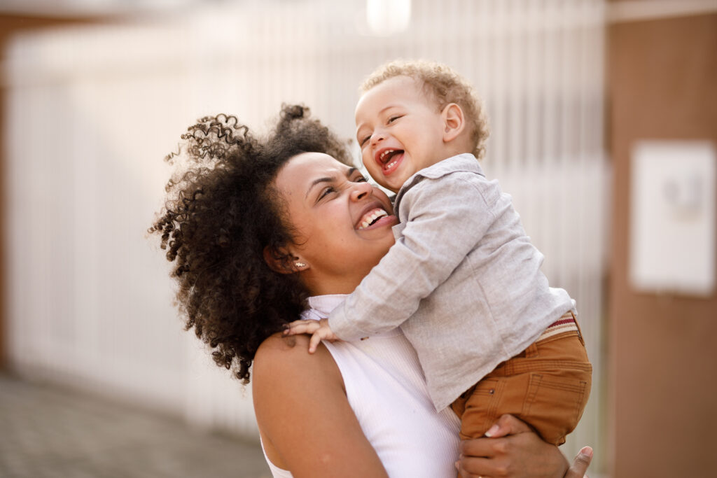 Primeiros Cuidados Com Recém-Nascidos: O Que Toda Mãe Precisa Saber.